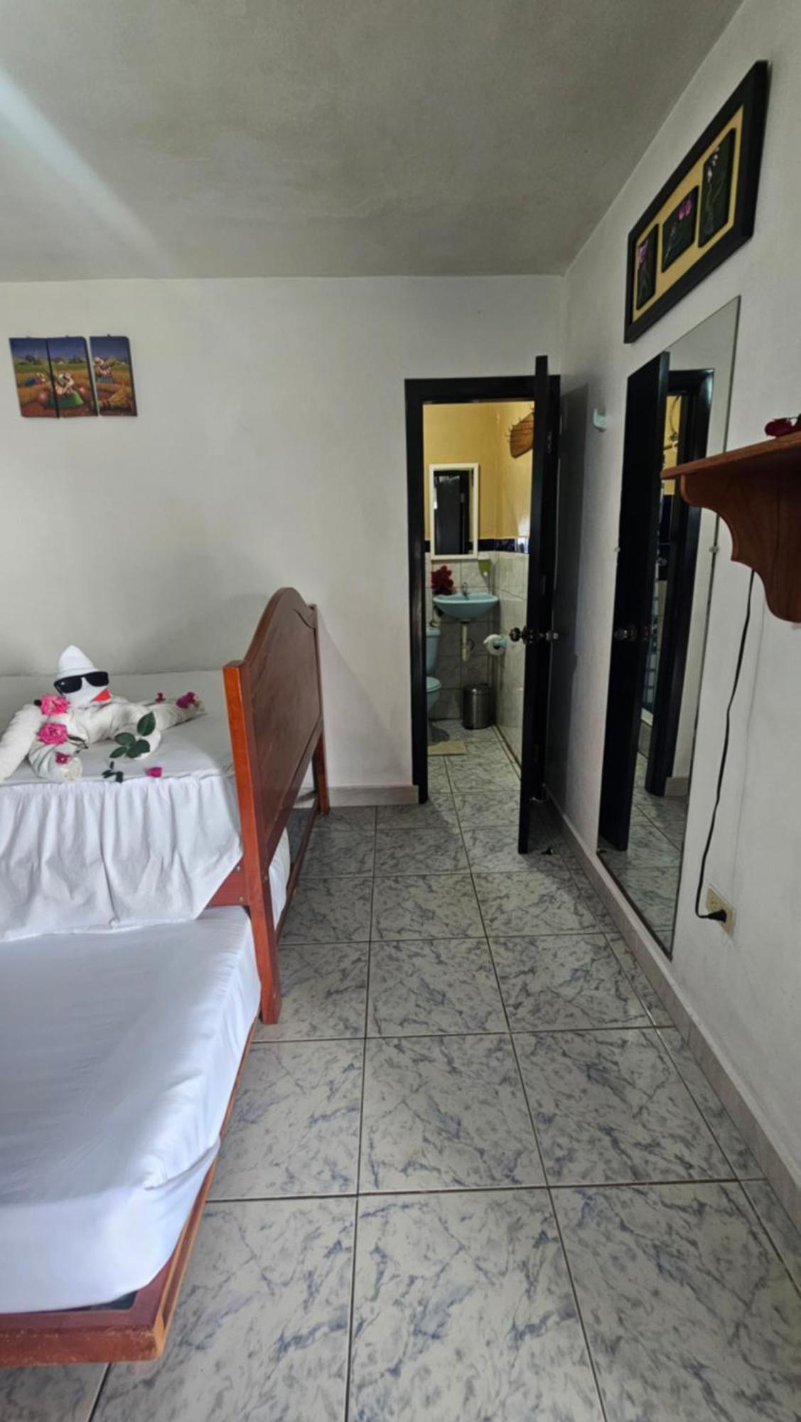 Flor's House San Cristobal